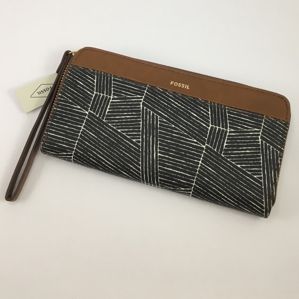 New Fossil Zip Patterned Jori Clutch Wristlet RFID